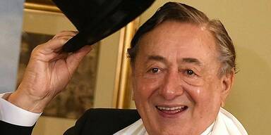 Lugner tobt &uuml;ber Opernball-Absage