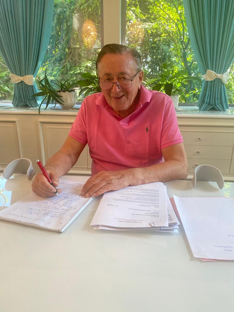 Corona? Lugner kränkelt nach Date