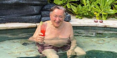 Lugner: In diesem Luxus-Hotel verbringt er seine Corona-Flucht