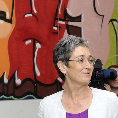 Lunacek bei der Stimmabgabe in Wien