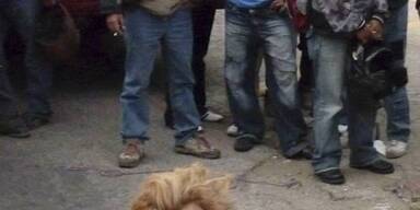 Wütender Mob lyncht diese Frau