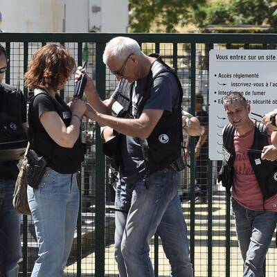 Anschlag auf Fabrik bei Lyon