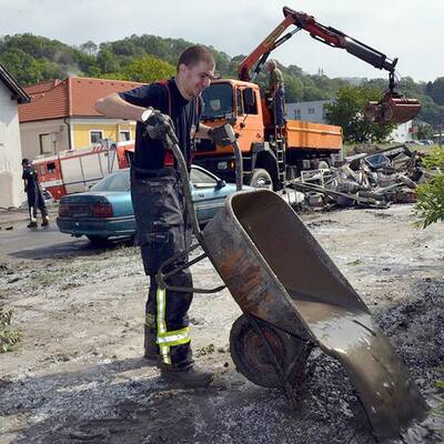 Aufräumen nach dem Hochwasser