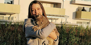 Ober&ouml;sterreicherin in Angst: ''Tierhasser schoss auf meine Katzen'' | Fred und Molly