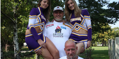 Stärkster Mann der Welt dreht Riesenrad