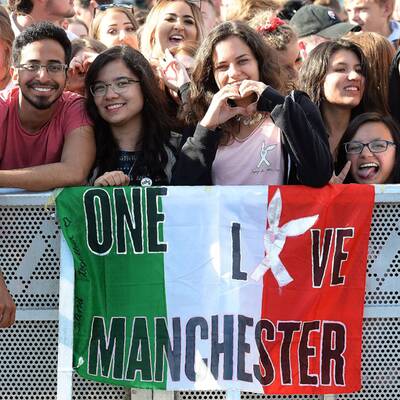 Benefizkonzert in Manchester 