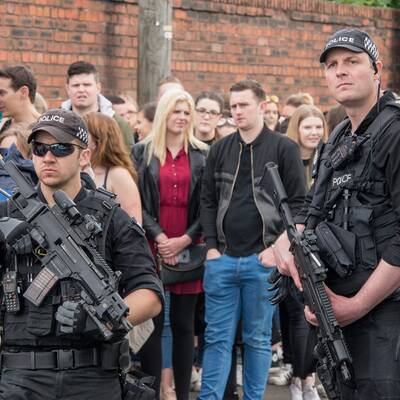 Benefizkonzert in Manchester 