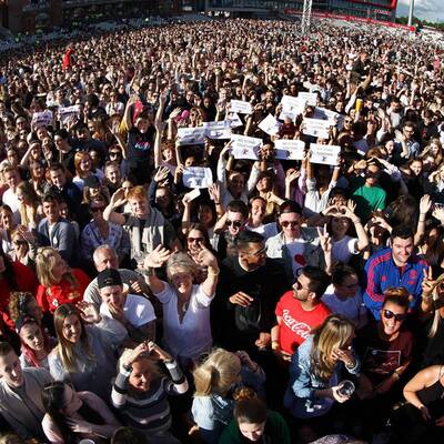 Benefizkonzert in Manchester 