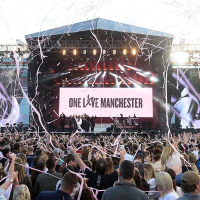 Benefizkonzert in Manchester 