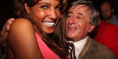 Lugner und seine Neue absolvierten ersten Auftritt