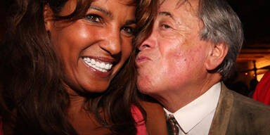 Lugner und seine Neue absolvierten ersten Auftritt