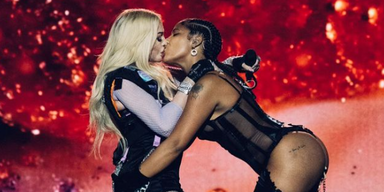 Madonna erregt mit Lesben-Show