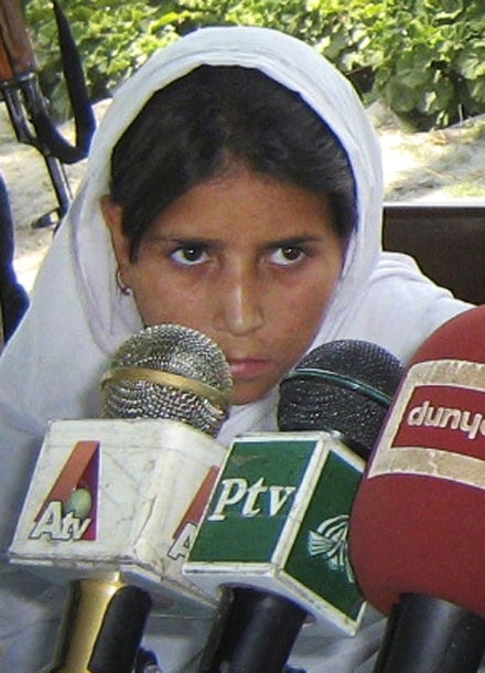 Mädchen mit Sprengstoff, Pakistan