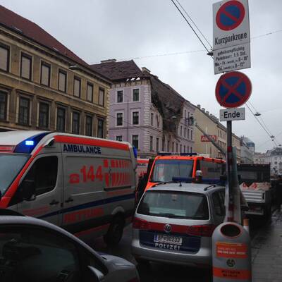 Wohnhaus in Wien nach Explosion eingestürzt
