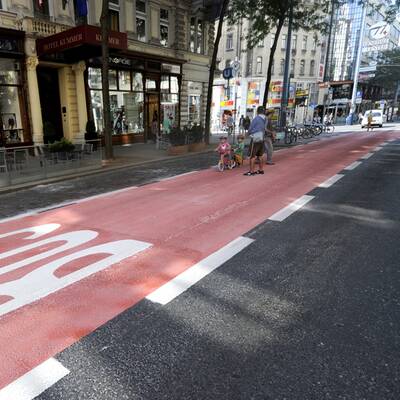 Mariahilfer Straße wird Fußgängerzone
