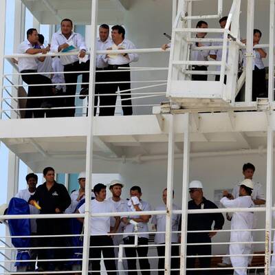Costa Allegra legt im Hafen von Mahe (Seychellen) an