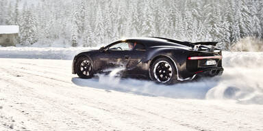 Hermann Maier driftet mit 1.500-PS-Bugatti 