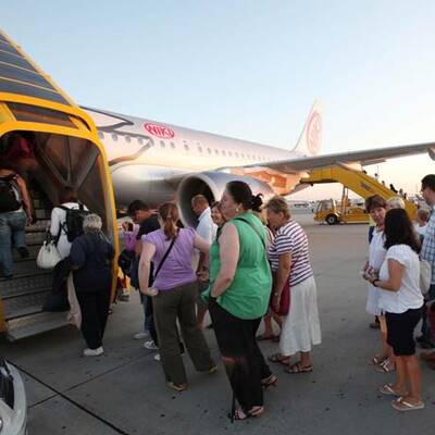 ÖSTERREICH-Leser in Mailand