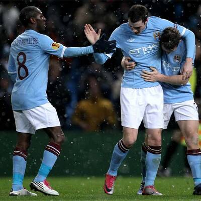 ManCity fertigt Bullen ab