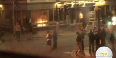 Krawalle erschüttern Manchester