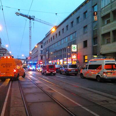 Haus auf Mariahilfer Straße teilweise eingestürzt