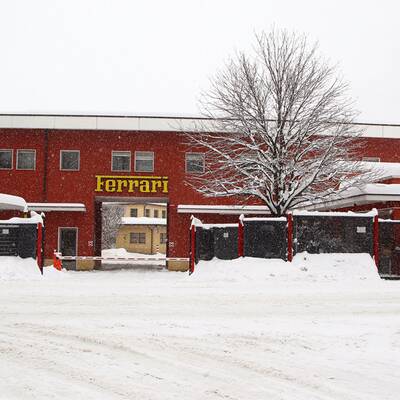 Ferrari-Hauptquartier eingeschneit
