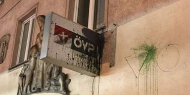 Vandalen verw&uuml;sten &Ouml;VP-Parteilokal
