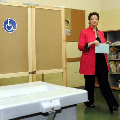 Christine Marek (ÖVP) bei der Stimmabgabe