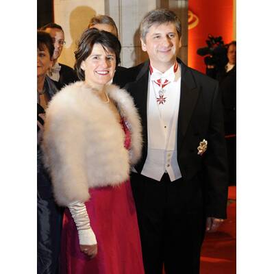 Voten Sie für die schönste Ballrobe