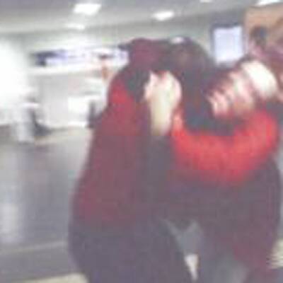 Zwei Wiener von 7 Männern verprügelt