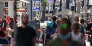 Schüler (13 und 15) auf Wienwoche auf Mariahilfer Straße überfallen