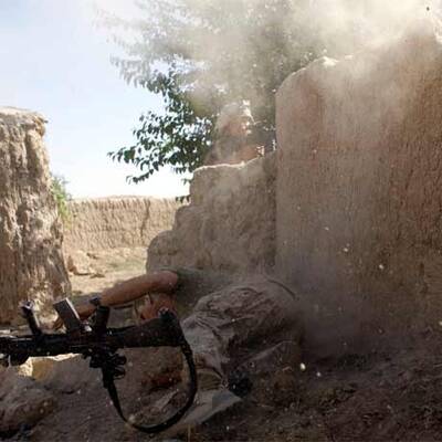 Taliban-Kugel schlägt knapp neben Soldat ein