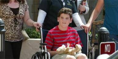 Vater und Sohn überlebten eine Nacht im Atlantik