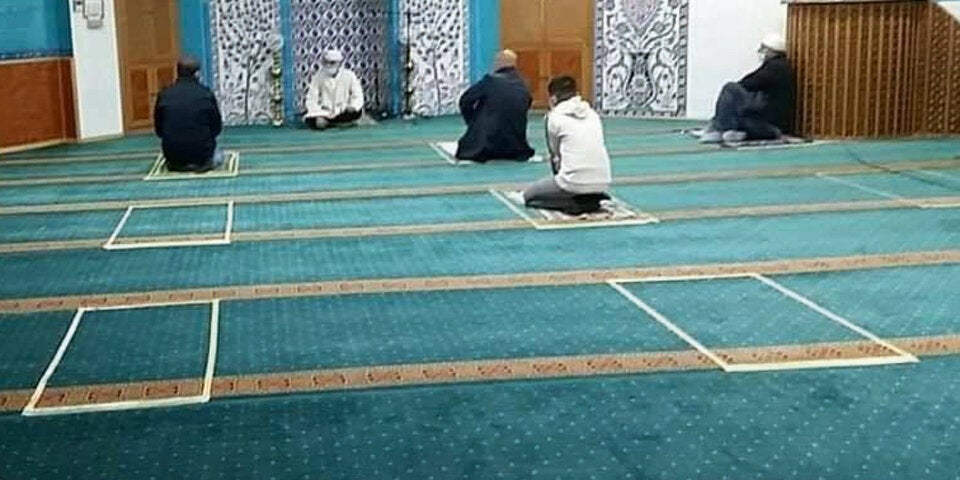 Beten mit Maske und Abstand