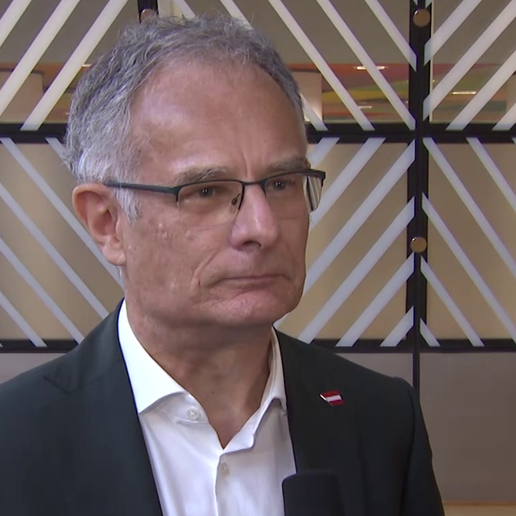 Österreich will mehr Schulden für Aufrüstung machen