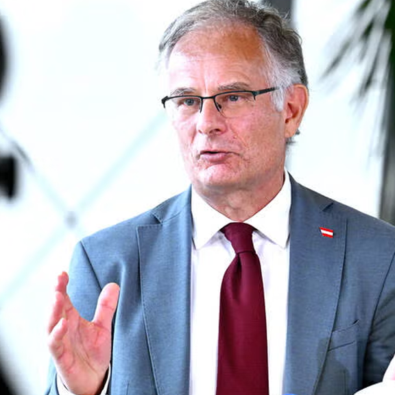 Finanzminister nimmt Spritpreise ins Visier