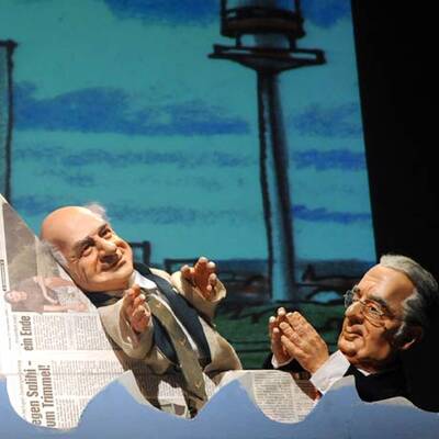 maschek lässt wieder die Puppen tanzen