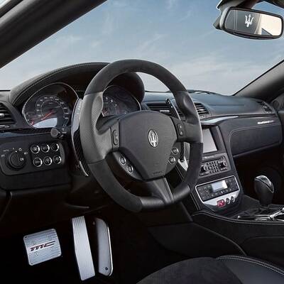 Maserati GranCabrio MC