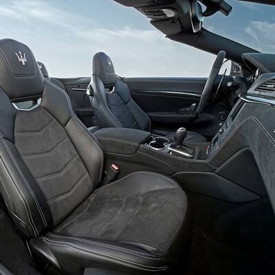 Maserati GranCabrio MC