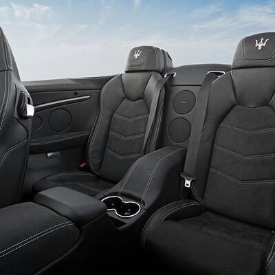 Maserati GranCabrio MC