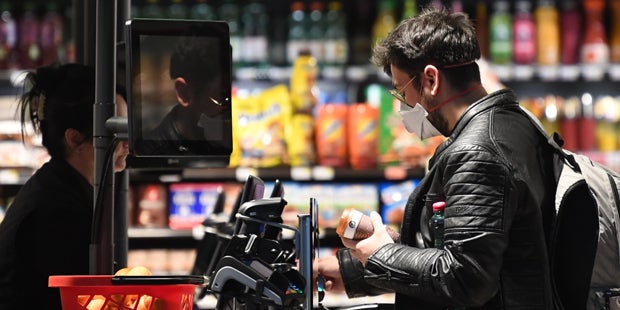 Nur noch Grundversorgung im Verkauf bei Handelsketten
