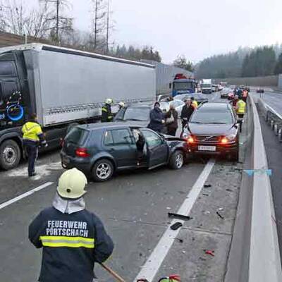 Massenkarambolage auf der A2 in Kärnten