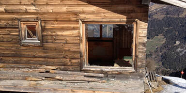 Ski-Unfall: Mädchen (9) kracht in Glasscheibe 