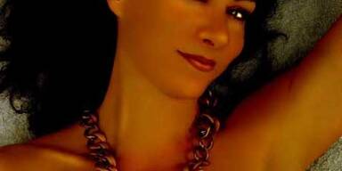 Lugners Ex lässt jetzt die Hüllen fallen