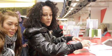 Lugner: Erster Zicken-Anfall schon vor Abflug