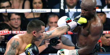 Moneymaker Mayweather beh&auml;lt wei&szlig;e Weste