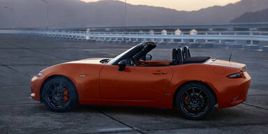 Cooler Mazda MX-5 zum 30. Geburtstag