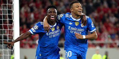 Mbappe mit Viererpack - PSV schie&szlig;t Liverpool ab