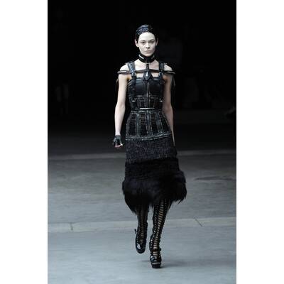 Domina-Look: Lack, Leder und Latex für den Herbst