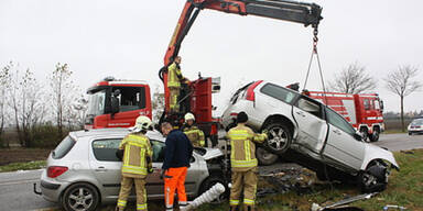 Feuerwehrmann (21) stirbt nach Horror-Crash